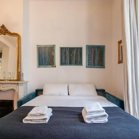Parisian Elegance - Refined 1bd In Le Marais Париж