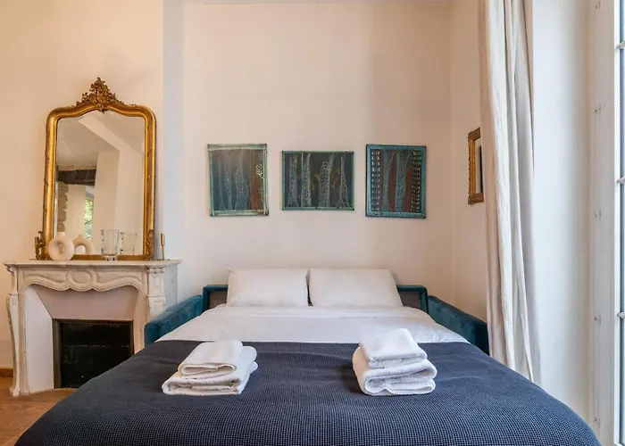 Parisian Elegance - Refined 1bd In Le Marais Paris