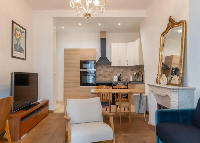 Parisian Elegance - Refined 1bd In Le Marais * Paris