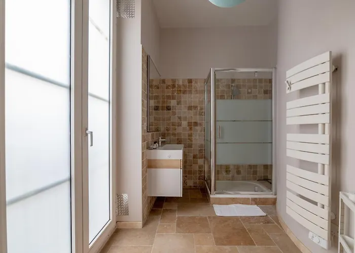 Parisian Elegance - Refined 1bd In Le Marais Paris